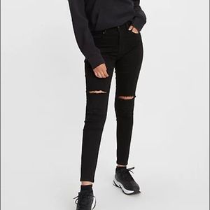 Levi’s 721 Skinny Jeans Black 25 NWOT